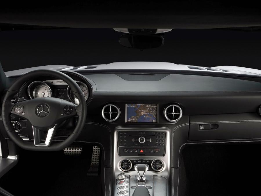  Mercedes-Benz SLS AMG 2010 года  (фото 522 из 526)